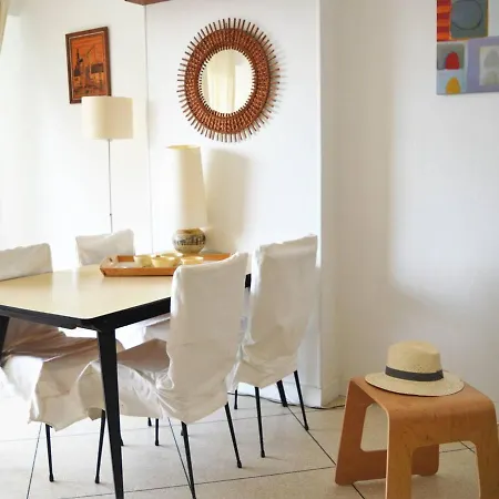 T2 Avec Parking Au Lavandou, Pieds Dans L'eau - Fr-1-251-210 Apartmán