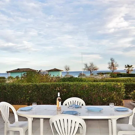 Apartmán T2 Avec Parking Au Lavandou, Pieds Dans L'eau - Fr-1-251-210 Le Lavandou