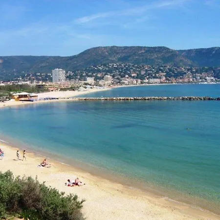 Apartmán T2 Avec Parking Au Lavandou, Pieds Dans L'eau - Fr-1-251-210 Le Lavandou